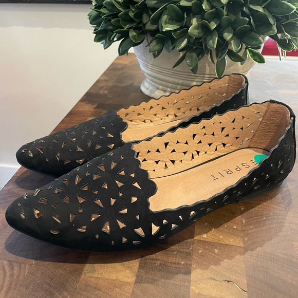 Esprit like new flats - Picture 4 of 4